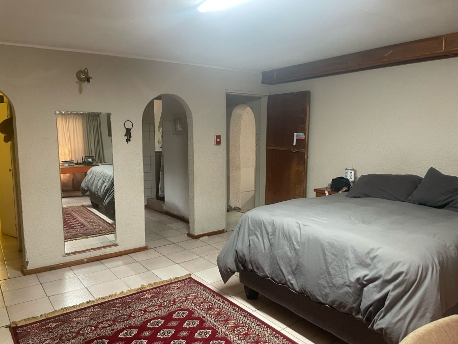 9 Bedroom Property for Sale in Kameelfontein Gauteng
