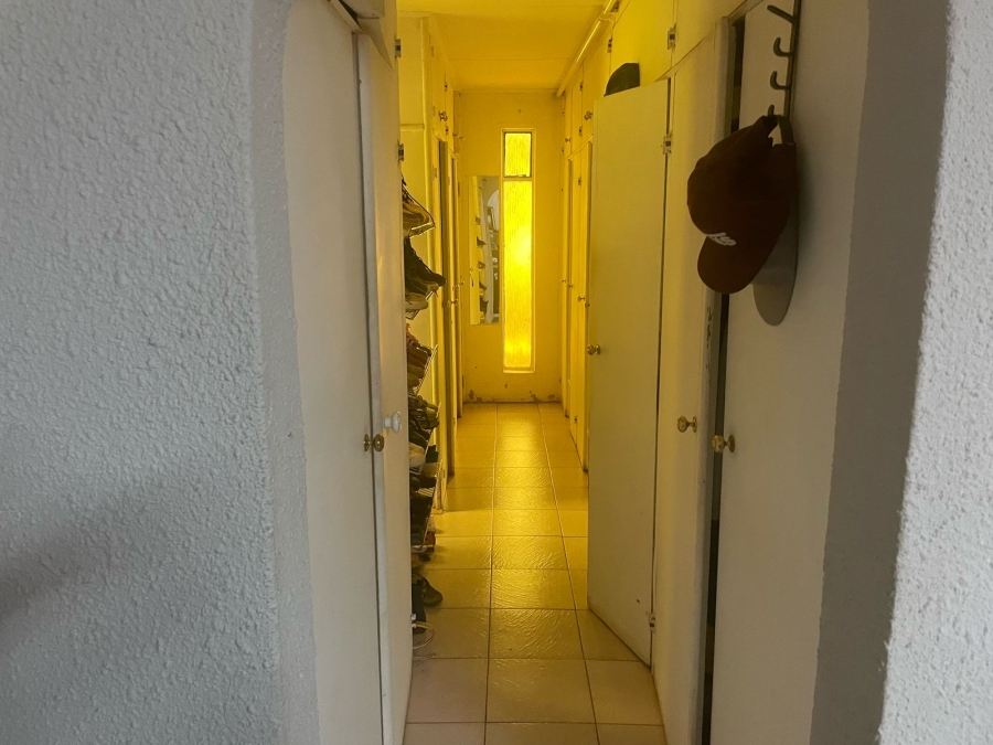 9 Bedroom Property for Sale in Kameelfontein Gauteng