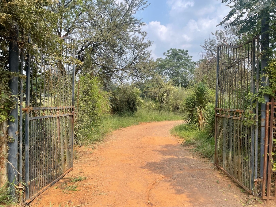 9 Bedroom Property for Sale in Kameelfontein Gauteng