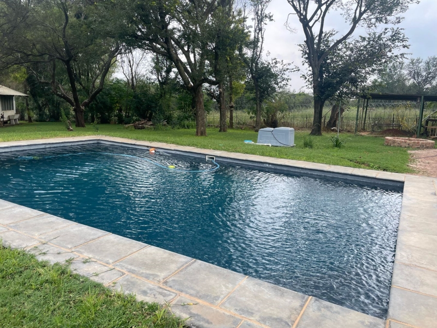 9 Bedroom Property for Sale in Kameelfontein Gauteng