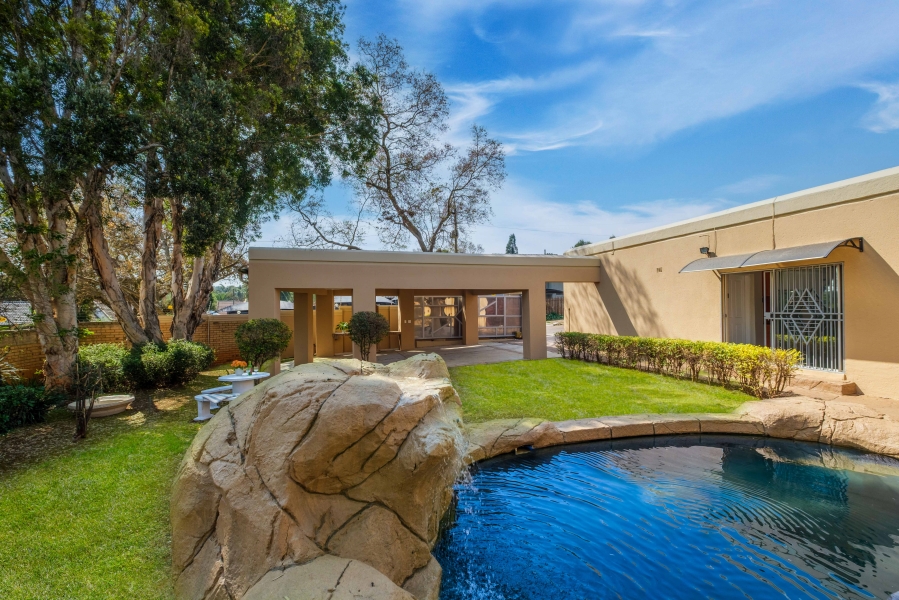 3 Bedroom Property for Sale in Bergbron Gauteng