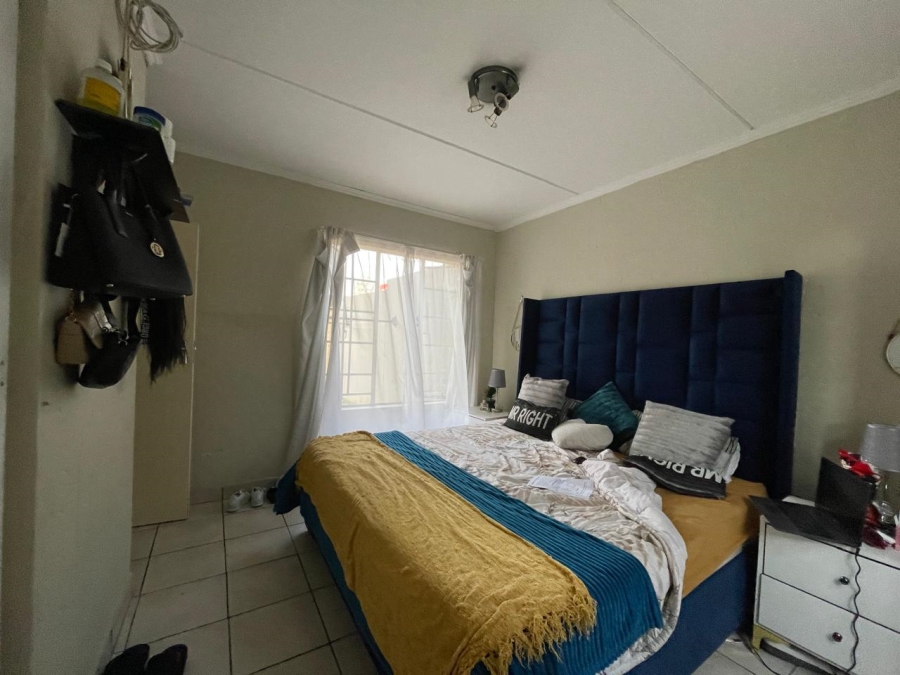 To Let 2 Bedroom Property for Rent in Noordwyk Gauteng
