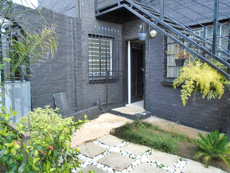 To Let 1 Bedroom Property for Rent in Parkhurst Gauteng