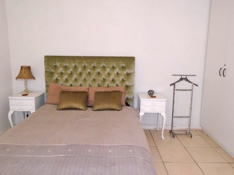 To Let 1 Bedroom Property for Rent in Parkhurst Gauteng