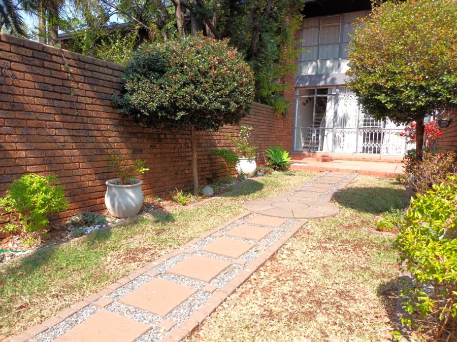 To Let 2 Bedroom Property for Rent in Lyttelton Manor Gauteng