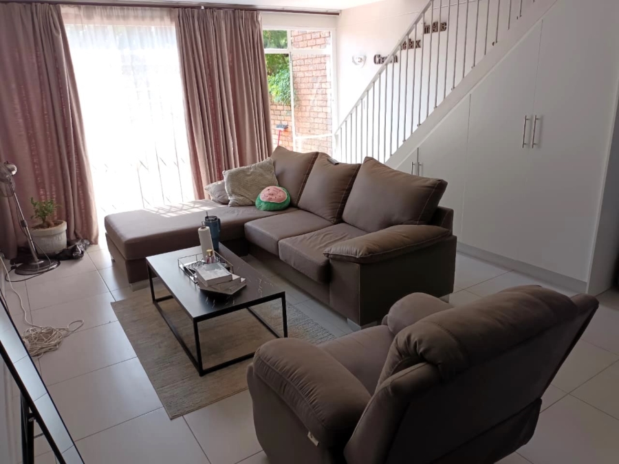 To Let 2 Bedroom Property for Rent in Lyttelton Manor Gauteng