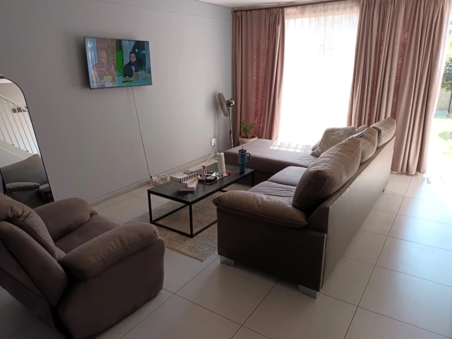 To Let 2 Bedroom Property for Rent in Lyttelton Manor Gauteng