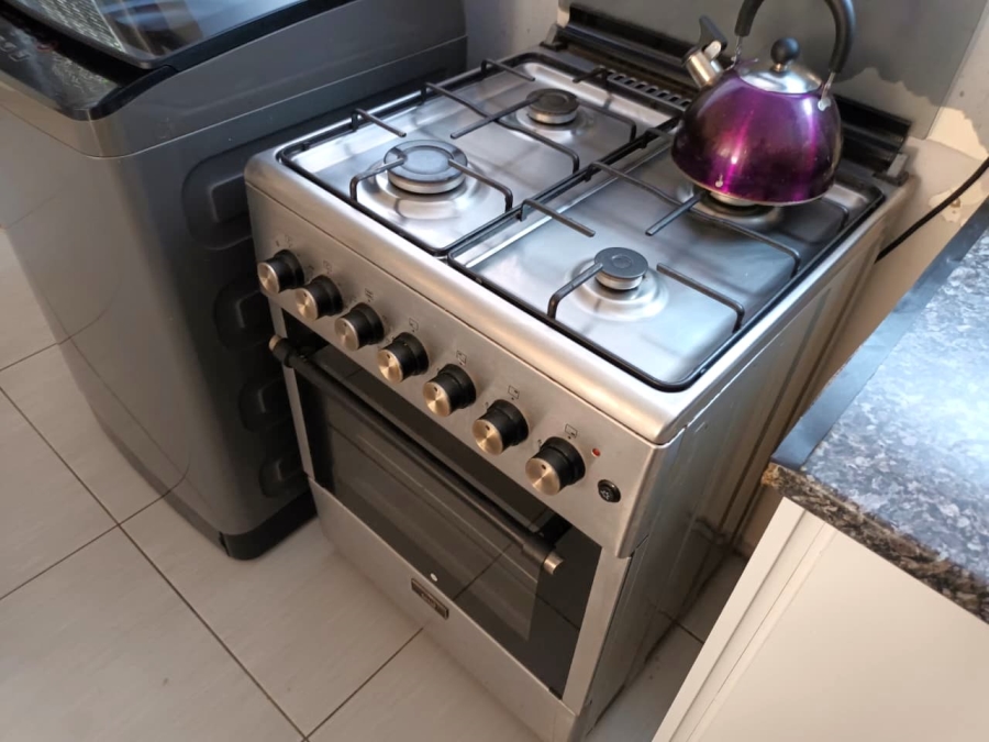 To Let 2 Bedroom Property for Rent in Lyttelton Manor Gauteng