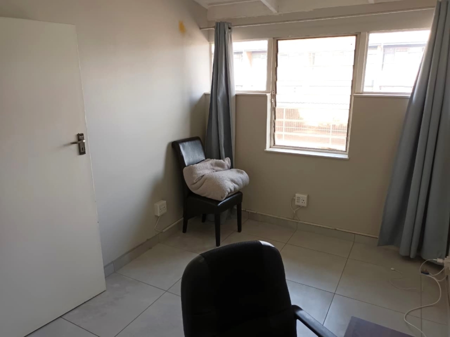 To Let 2 Bedroom Property for Rent in Lyttelton Manor Gauteng