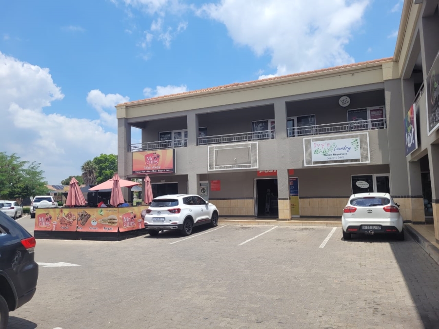 To Let commercial Property for Rent in Pierre Van Ryneveld Gauteng