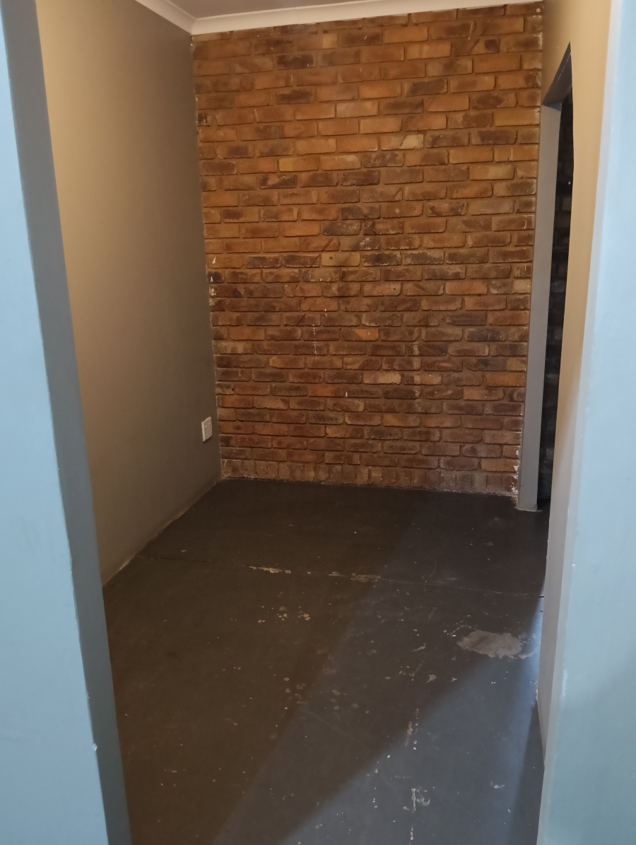 To Let commercial Property for Rent in Silverton Gauteng