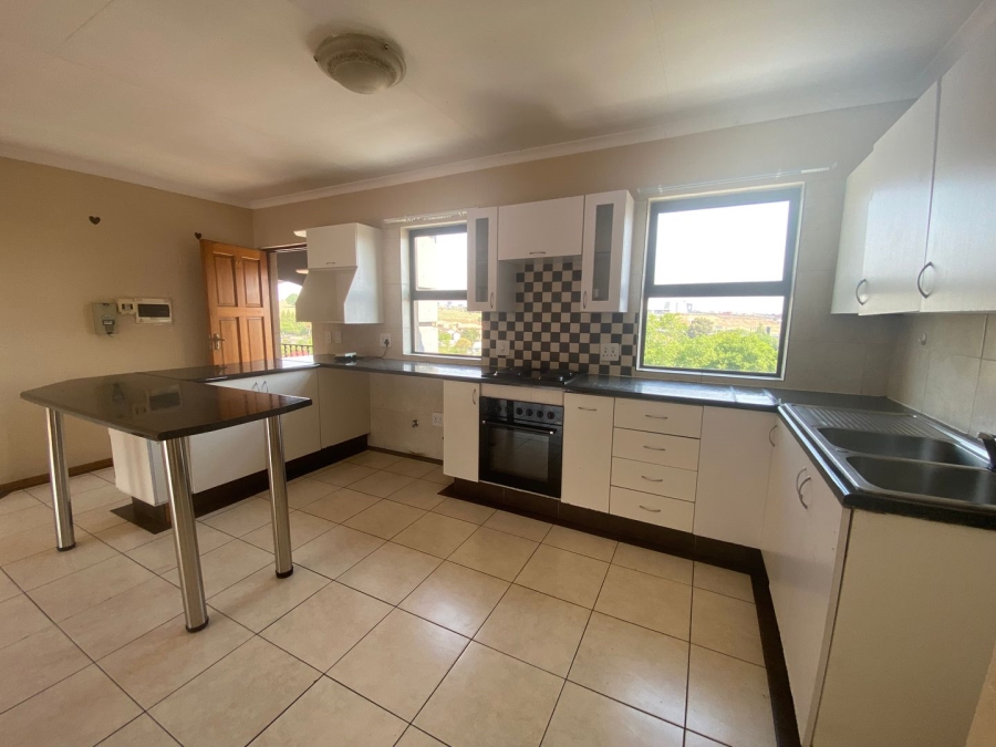 To Let 3 Bedroom Property for Rent in Gosforth Park Gauteng