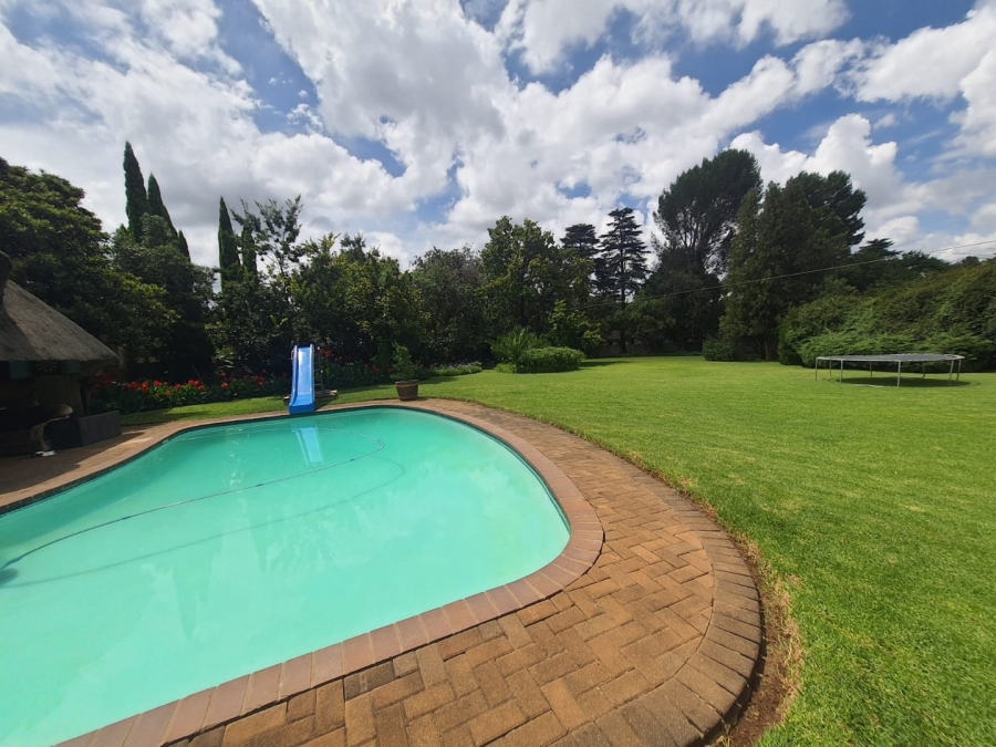 4 Bedroom Property for Sale in Vanderbijlpark SW 5 Gauteng