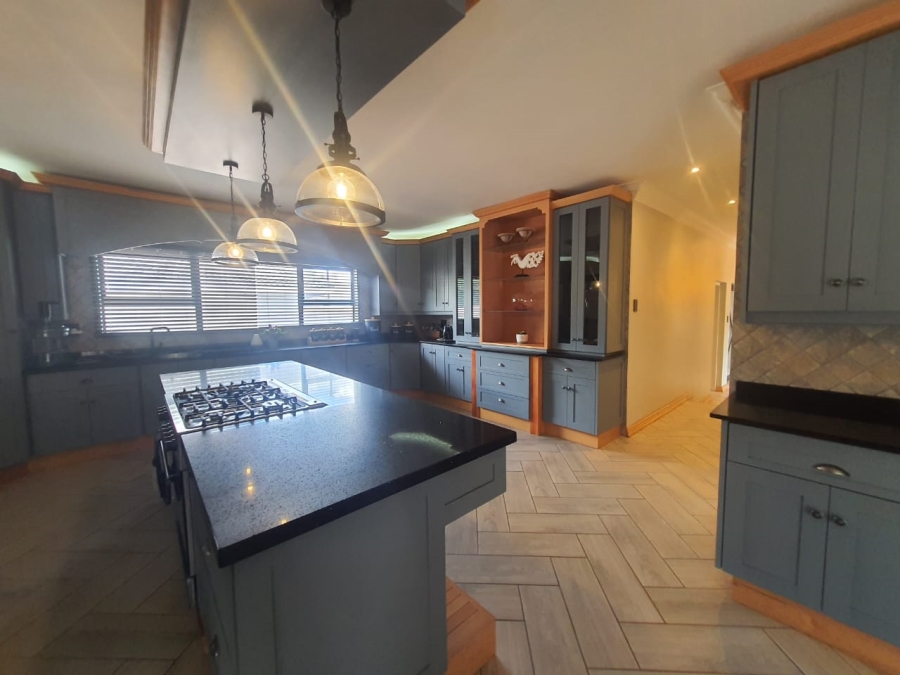 4 Bedroom Property for Sale in Vanderbijlpark SW 5 Gauteng