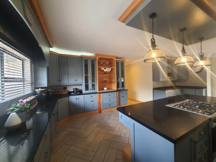 4 Bedroom Property for Sale in Vanderbijlpark SW 5 Gauteng