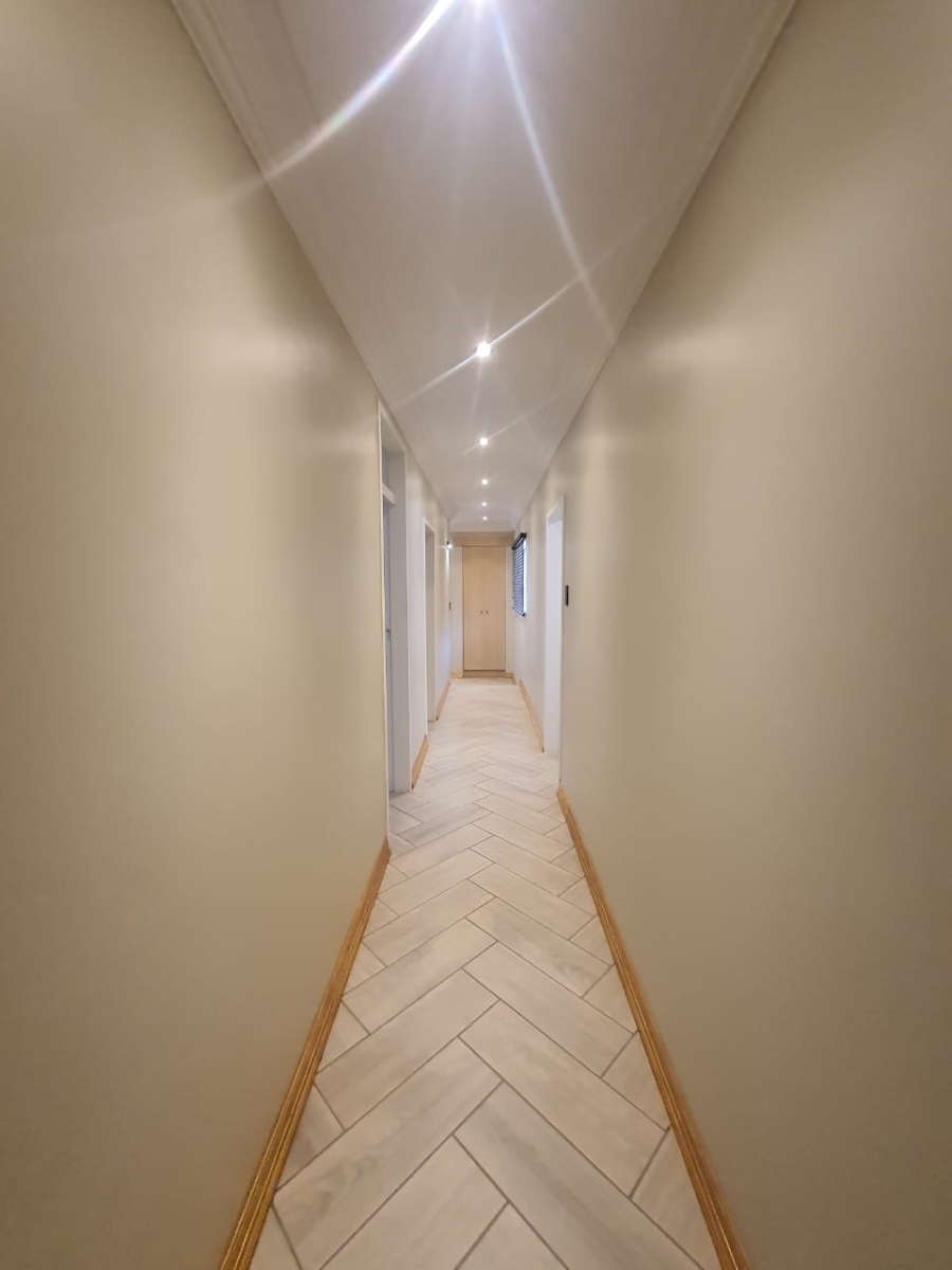 4 Bedroom Property for Sale in Vanderbijlpark SW 5 Gauteng