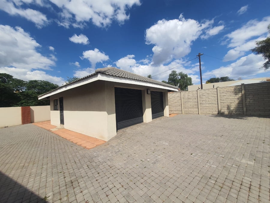 4 Bedroom Property for Sale in Vanderbijlpark SW 5 Gauteng