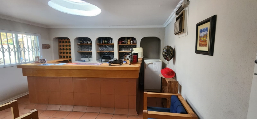 8 Bedroom Property for Sale in Vanderbijlpark SW 5 Gauteng