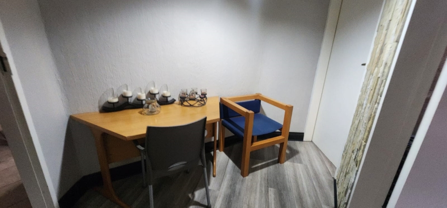 8 Bedroom Property for Sale in Vanderbijlpark SW 5 Gauteng