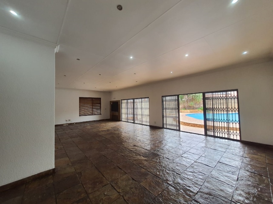 4 Bedroom Property for Sale in Vanderbijlpark SW 5 Gauteng