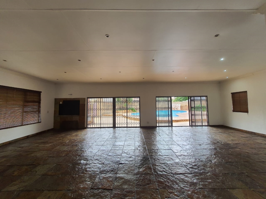 4 Bedroom Property for Sale in Vanderbijlpark SW 5 Gauteng
