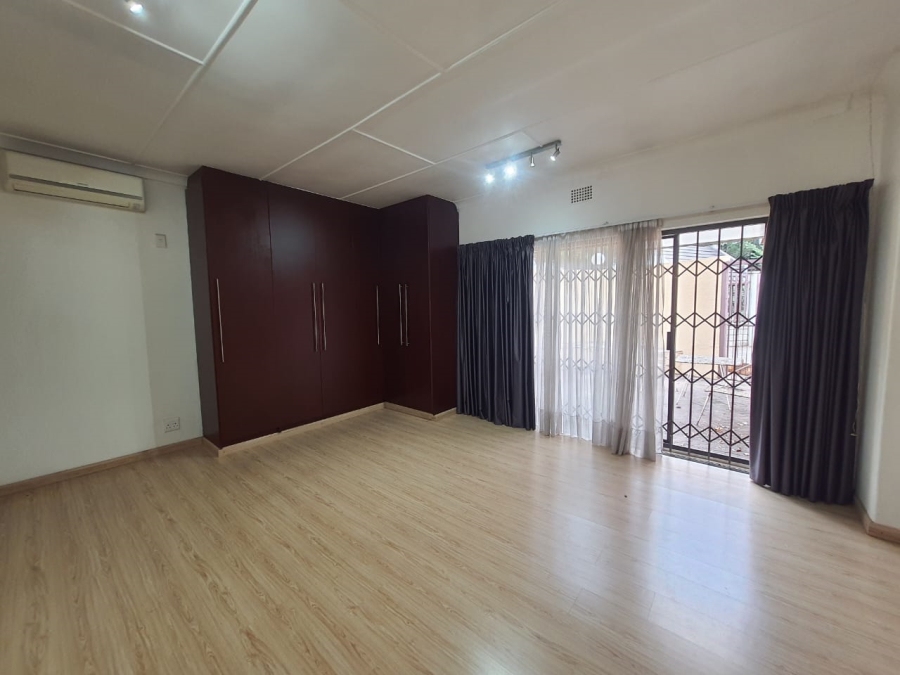 4 Bedroom Property for Sale in Vanderbijlpark SW 5 Gauteng
