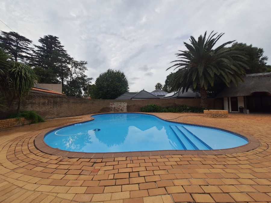 4 Bedroom Property for Sale in Vanderbijlpark SW 5 Gauteng