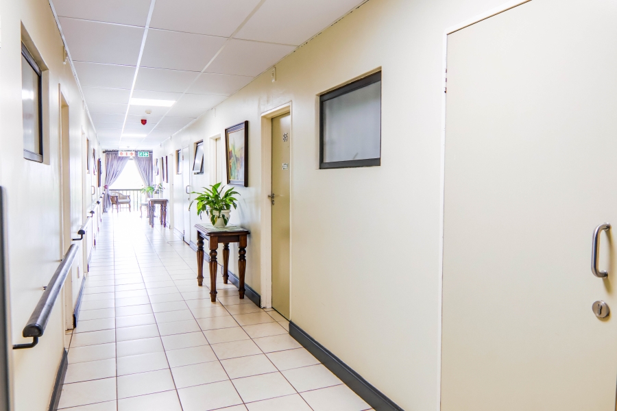 2 Bedroom Property for Sale in Rietvalleirand Gauteng