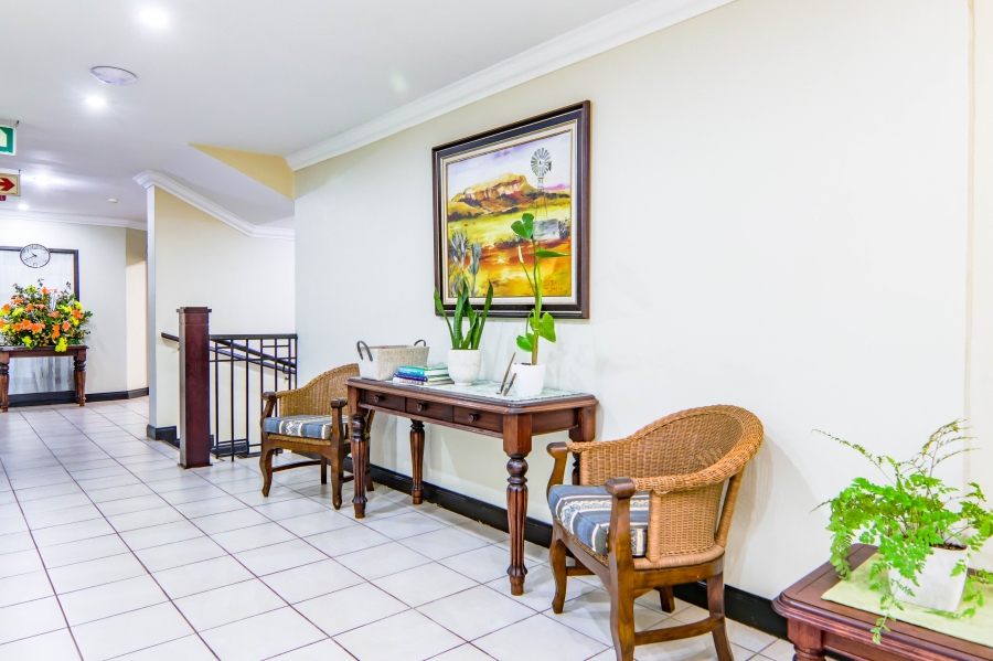 2 Bedroom Property for Sale in Rietvalleirand Gauteng