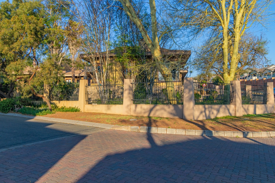 To Let 4 Bedroom Property for Rent in Kyalami Estates Gauteng