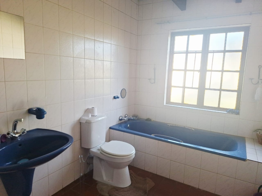 3 Bedroom Property for Sale in Crystal Park Gauteng