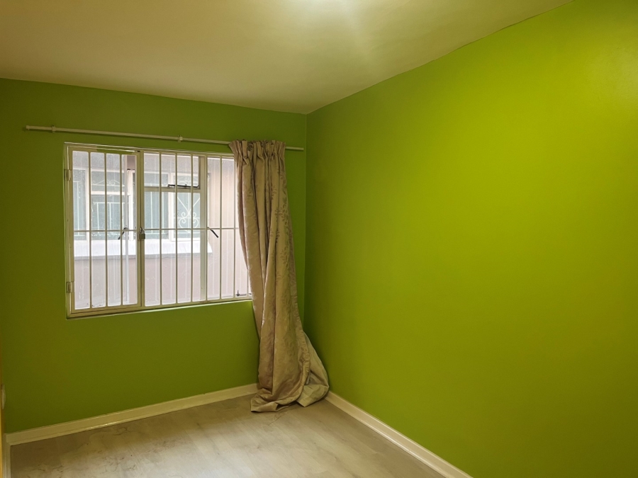 To Let 2 Bedroom Property for Rent in Highlands North Gauteng