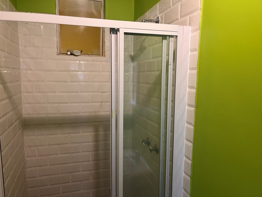 To Let 2 Bedroom Property for Rent in Highlands North Gauteng