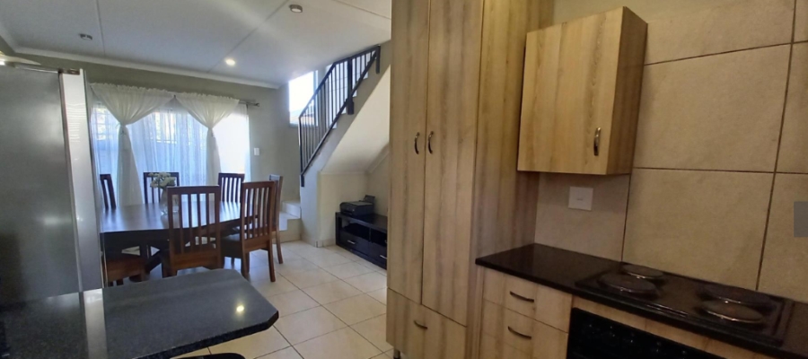3 Bedroom Property for Sale in Albertsdal Gauteng