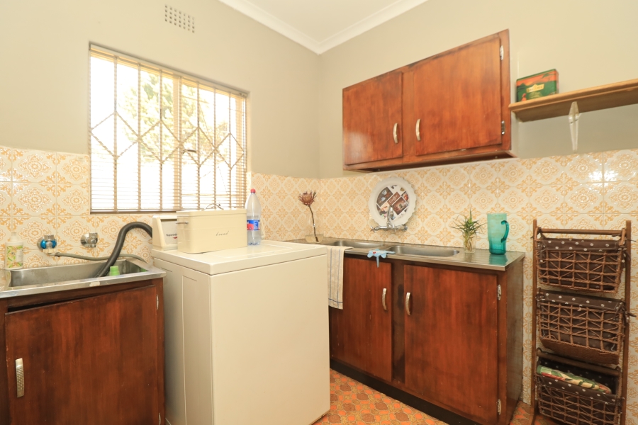 3 Bedroom Property for Sale in Wilro Park Gauteng