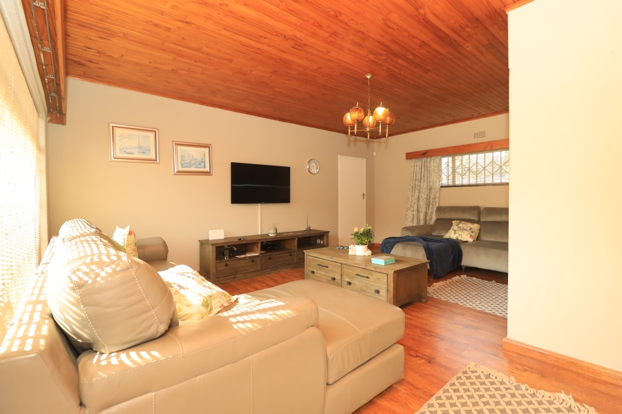 3 Bedroom Property for Sale in Wilro Park Gauteng