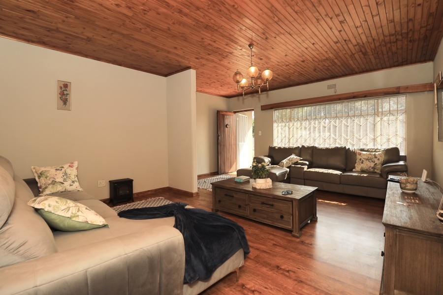 3 Bedroom Property for Sale in Wilro Park Gauteng