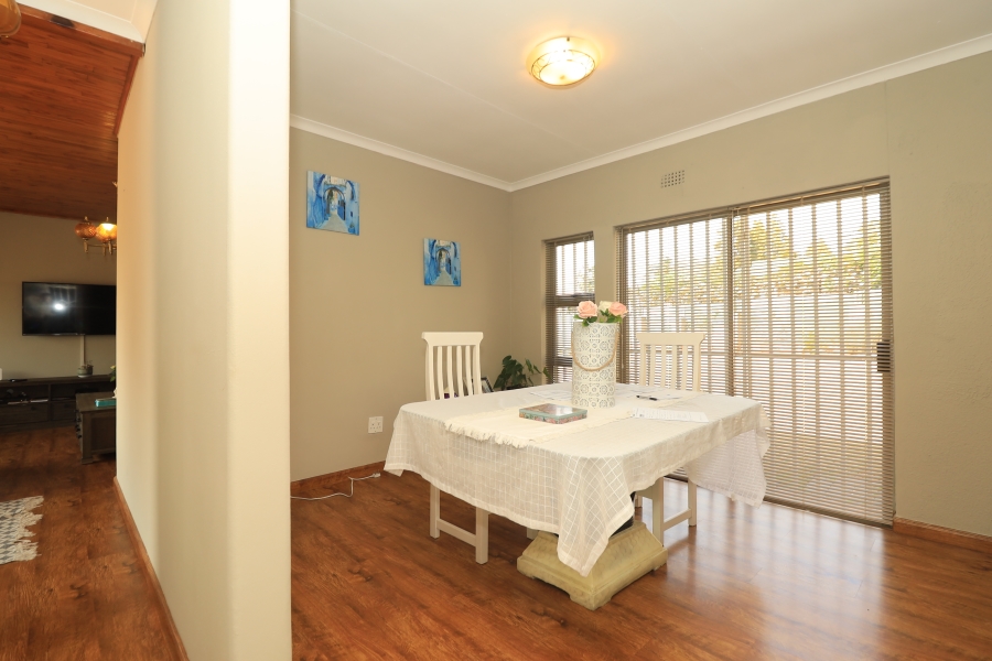 3 Bedroom Property for Sale in Wilro Park Gauteng
