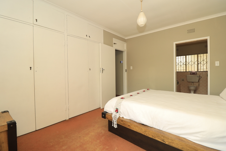 3 Bedroom Property for Sale in Wilro Park Gauteng