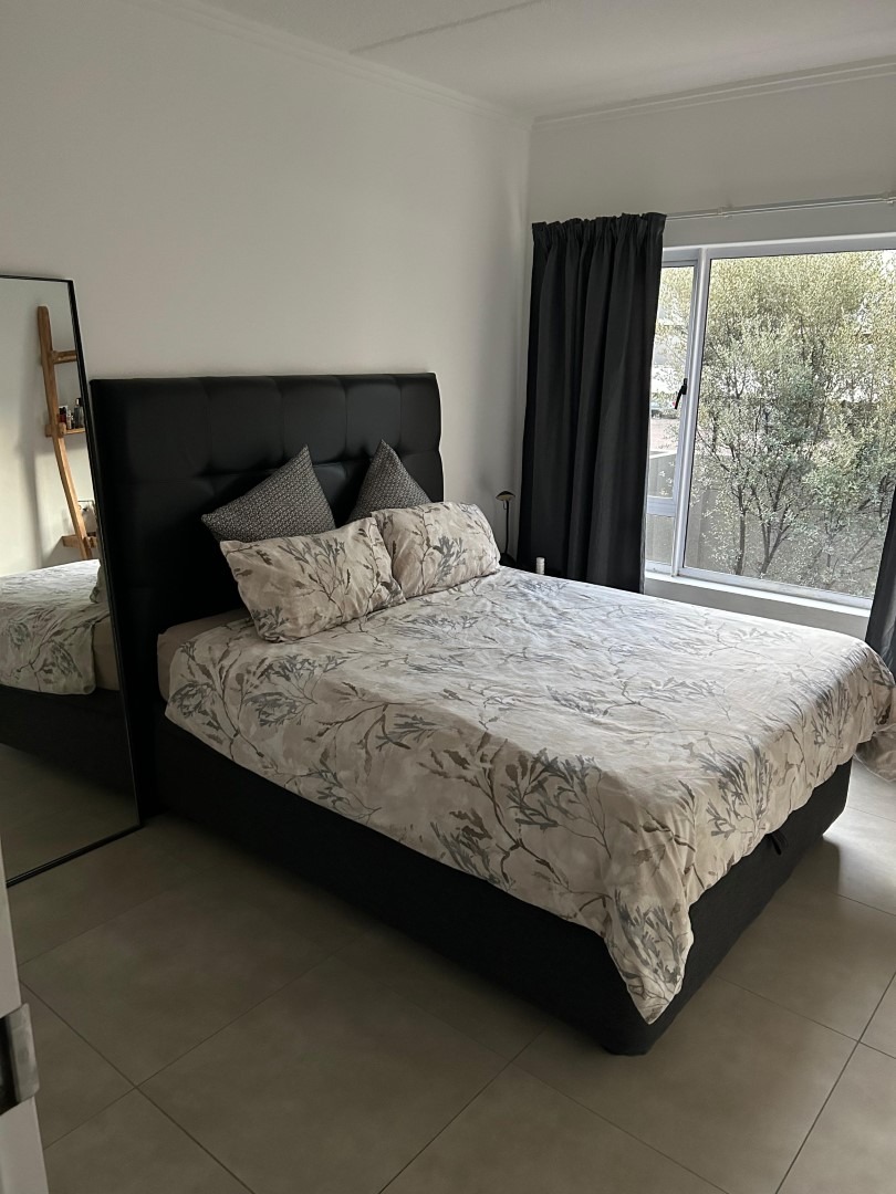 To Let 1 Bedroom Property for Rent in Bryanston Gauteng