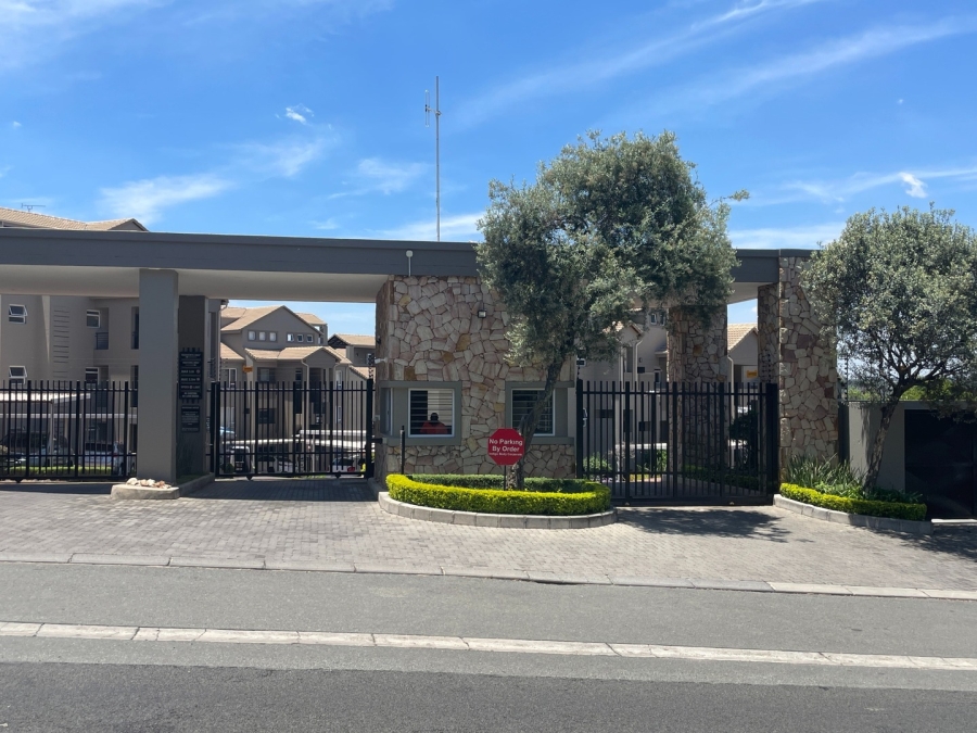 To Let 1 Bedroom Property for Rent in Bryanston Gauteng