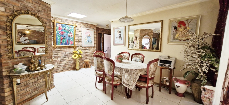 3 Bedroom Property for Sale in Magalieskruin Gauteng