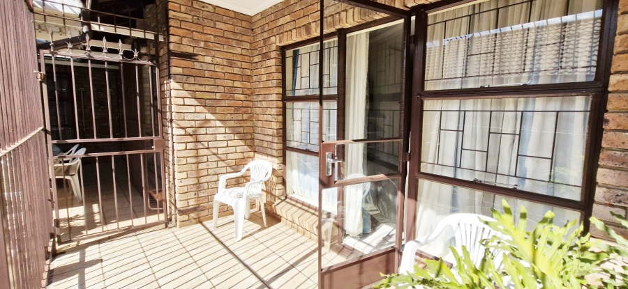 3 Bedroom Property for Sale in Magalieskruin Gauteng