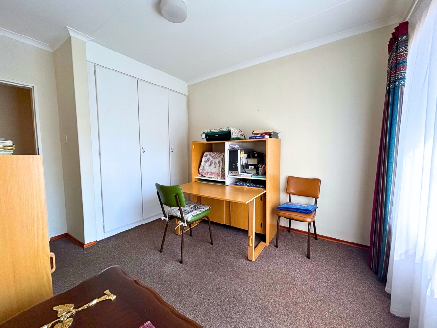 3 Bedroom Property for Sale in Eldoraigne Gauteng