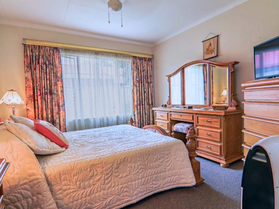 3 Bedroom Property for Sale in Eldoraigne Gauteng