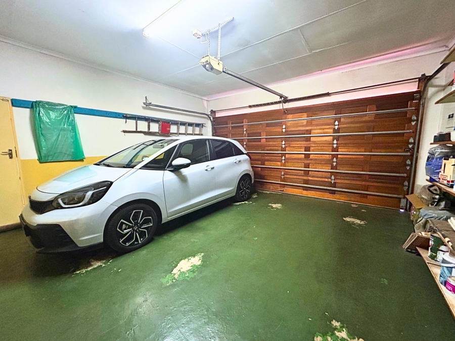 3 Bedroom Property for Sale in Eldoraigne Gauteng