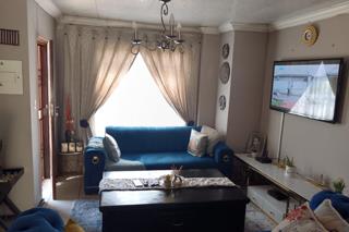 2 Bedroom Property for Sale in Karenpark Gauteng