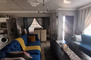 2 Bedroom Property for Sale in Karenpark Gauteng