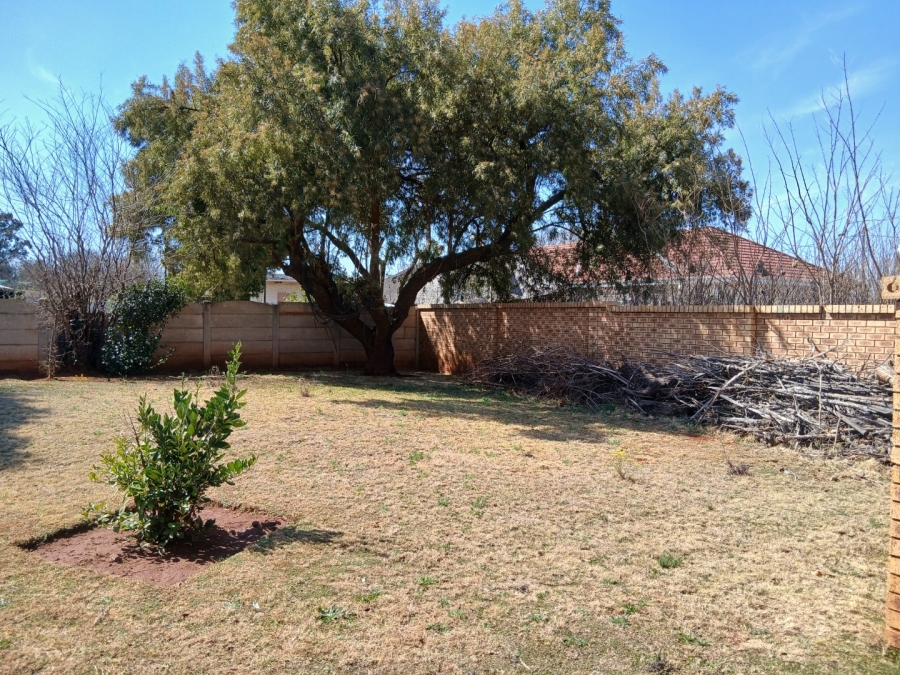 5 Bedroom Property for Sale in Welverdiend Gauteng
