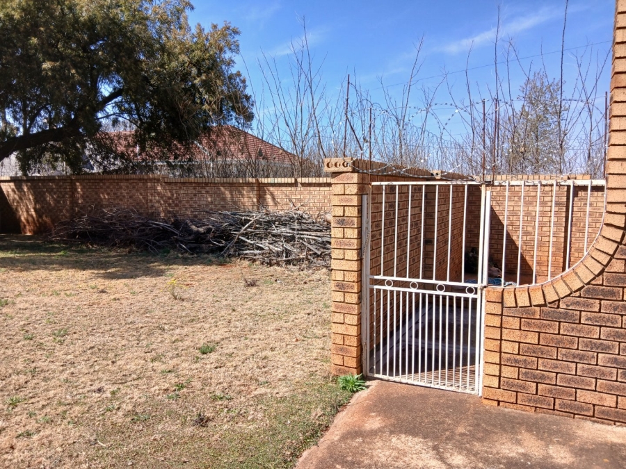 5 Bedroom Property for Sale in Welverdiend Gauteng